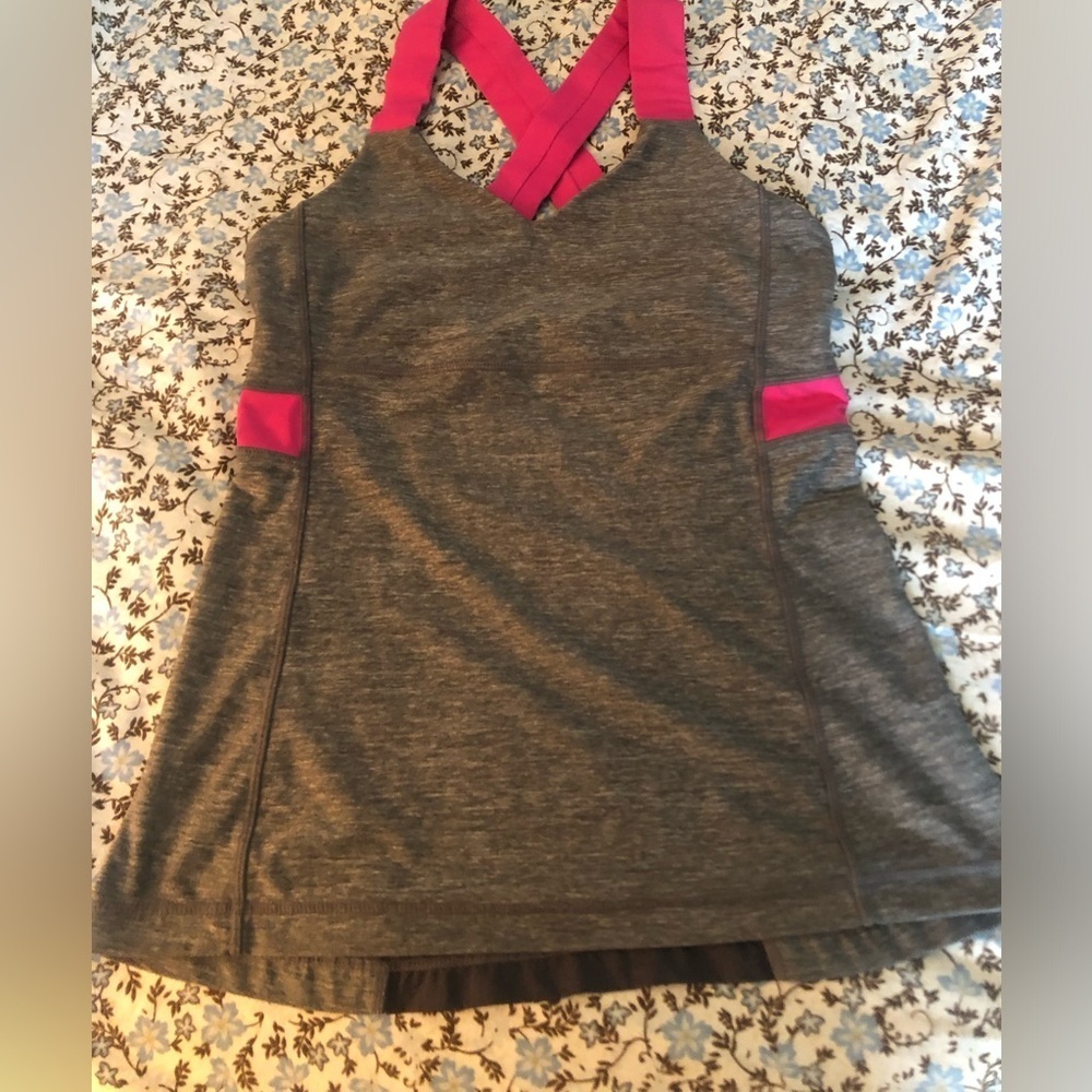 Lululemon Athletica Push your limits Pink and Gray Tank size 8